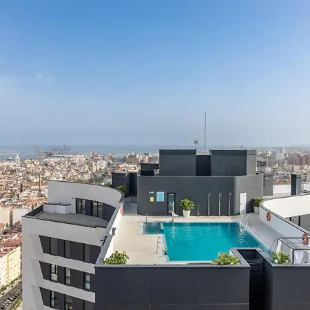 Apartment Skyline 6 Pool & Parking Free *